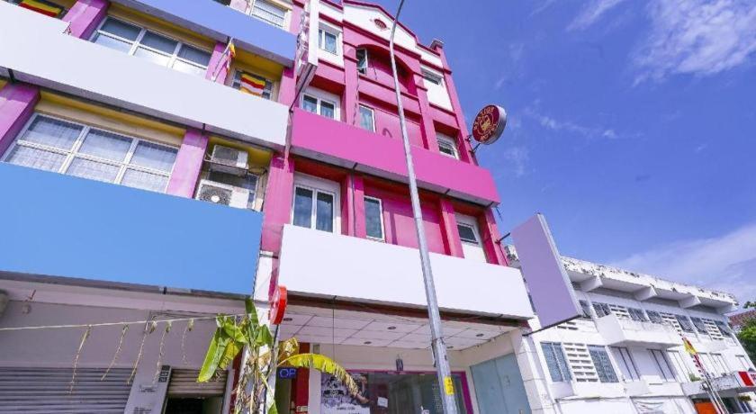 Oyo 90486 New Station Hotel Klang Exterior photo