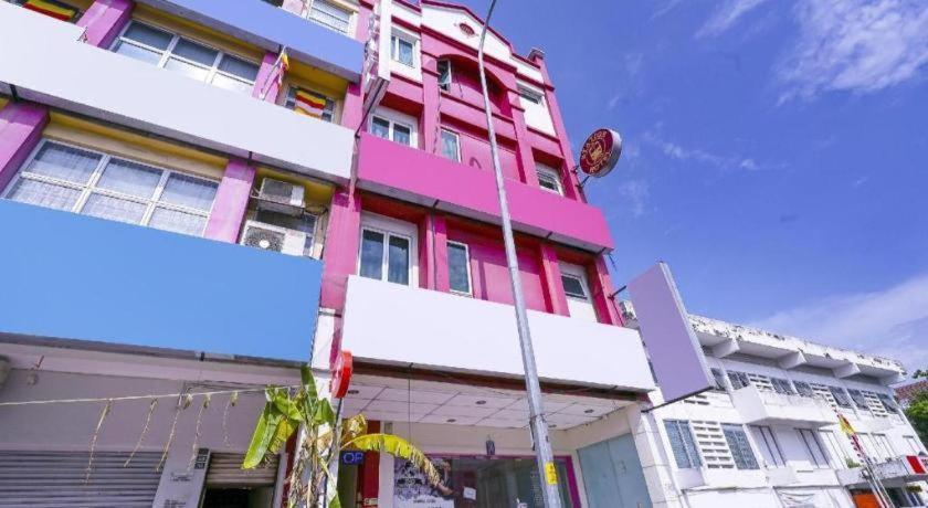 Oyo 90486 New Station Hotel Klang Exterior photo